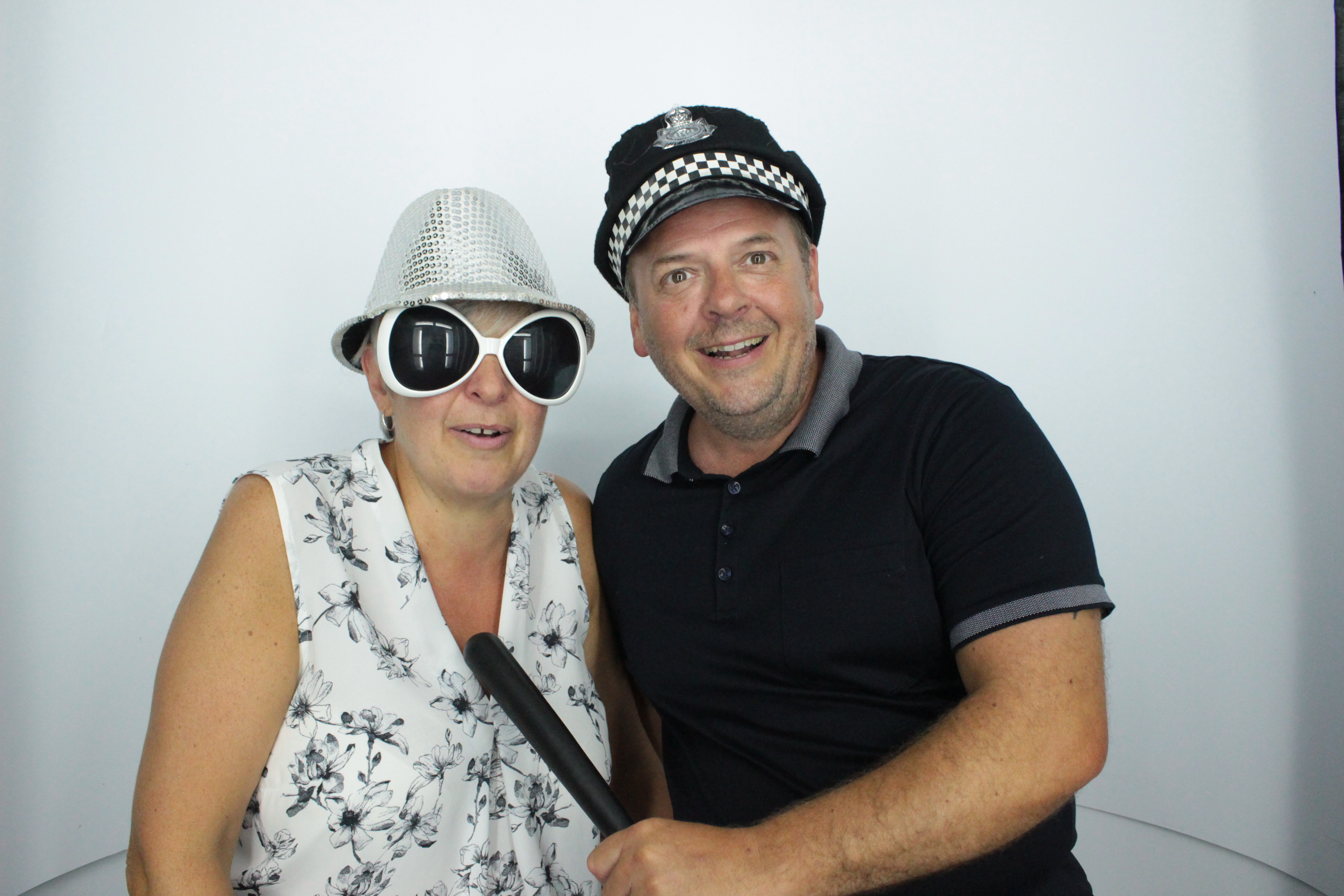 Martin & Colleen’s Joint 50th | View more photos from the event at gallery.myphotoboothexperience.co.uk/u/MyPhotoBoothExperienceLtd/Martin-Colleen’s-Joint-50th